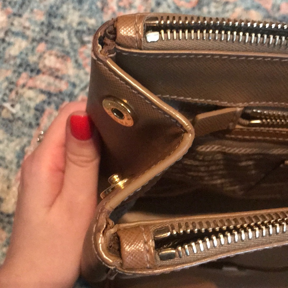 Prada Saffiano Large Galleria Tote - Picture 4 of 8